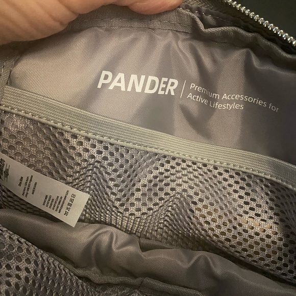 Pander Fanny Pack NWOT - Picture 9 of 9